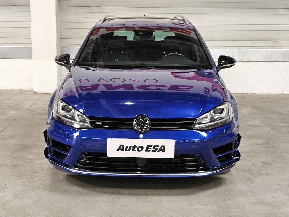 Volkswagen Golf 2.0TSi  R