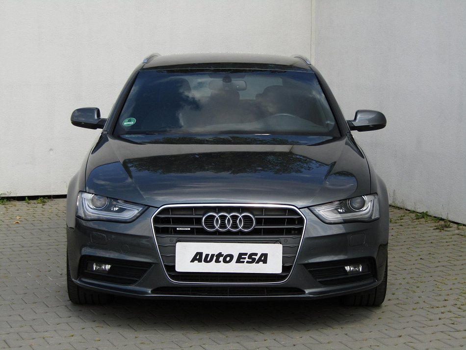 Audi A4 3.0 TDi S-line quattro