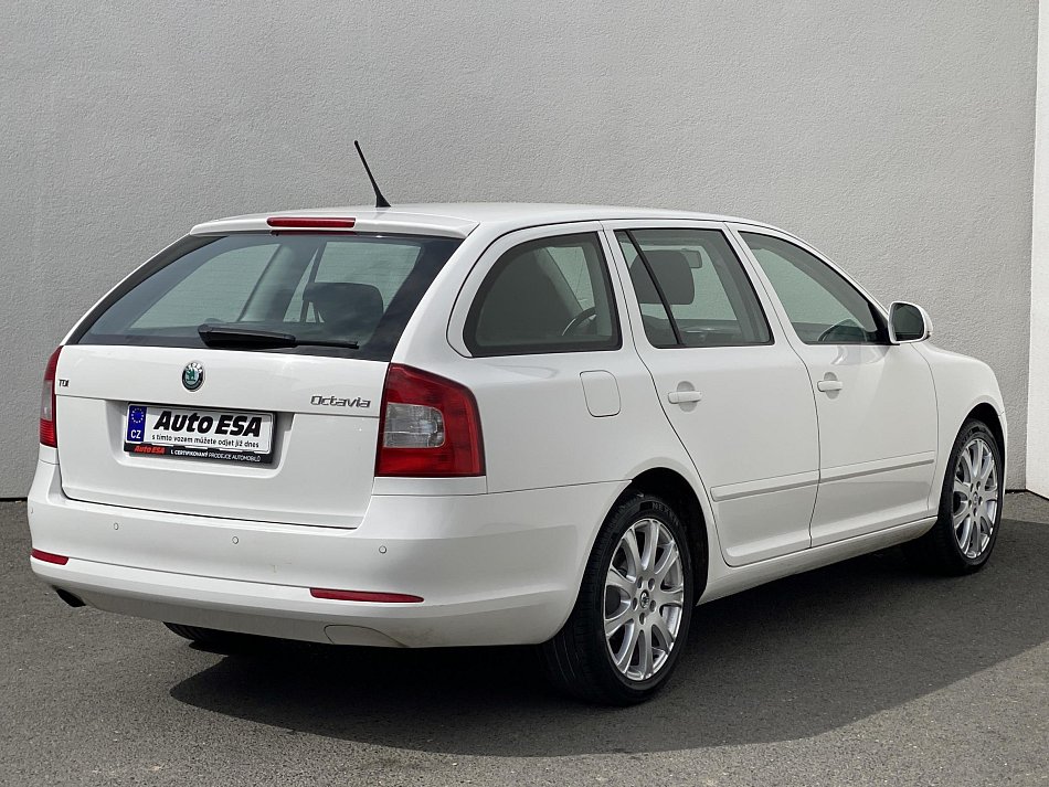 Škoda Octavia II 1.6 TDi Ambition