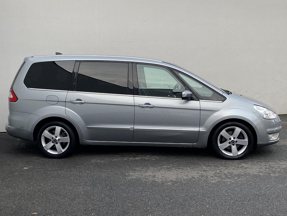 Ford Galaxy 2.2 TDCi Titanium 7míst