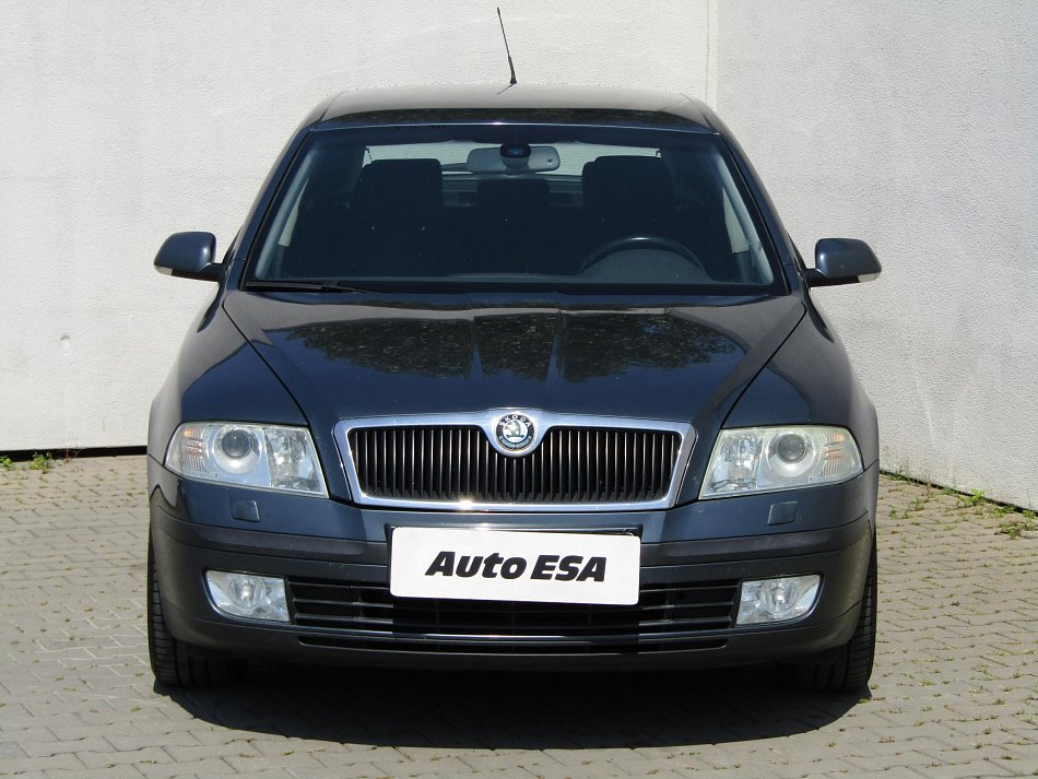 Škoda Octavia II 2.0 TDi Elegance