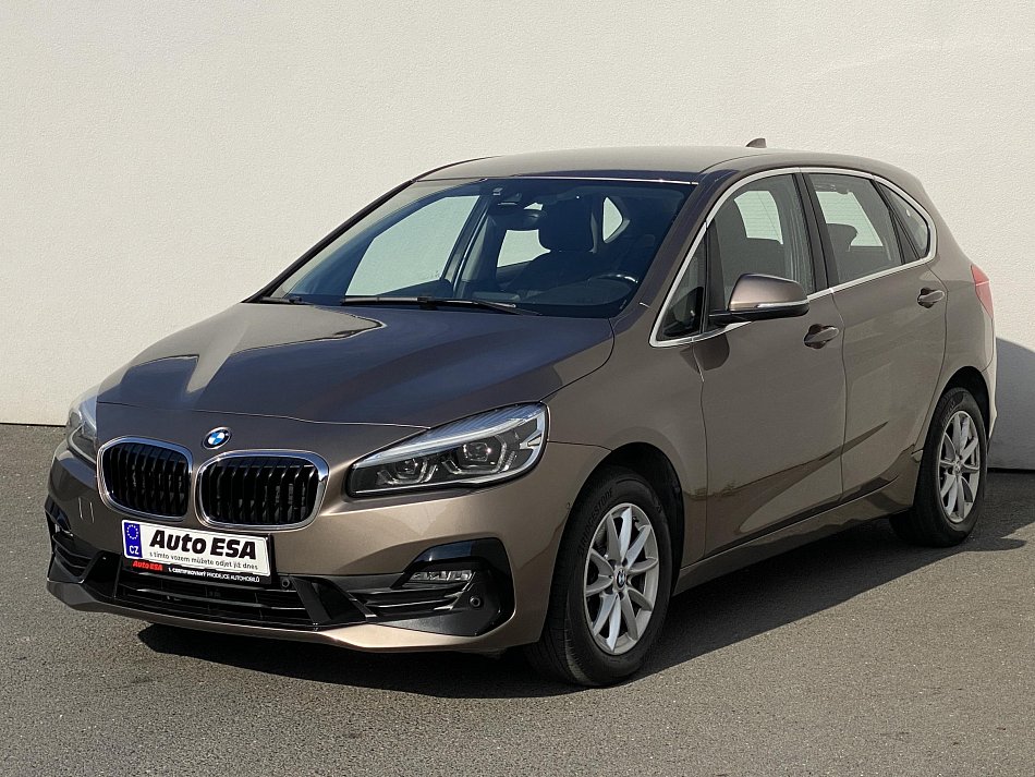 BMW Řada 2 2.0 D  218d