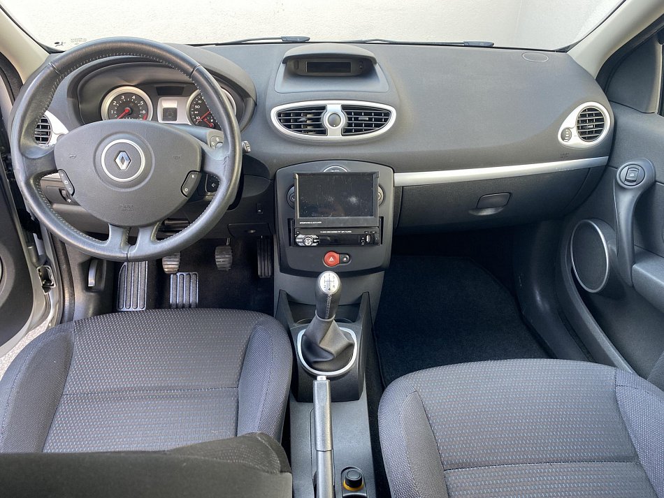 Renault Clio 1.6 i Dynamique