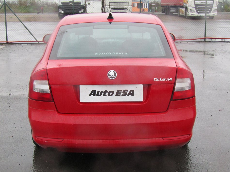 Škoda Octavia II 1.6i Ambiente