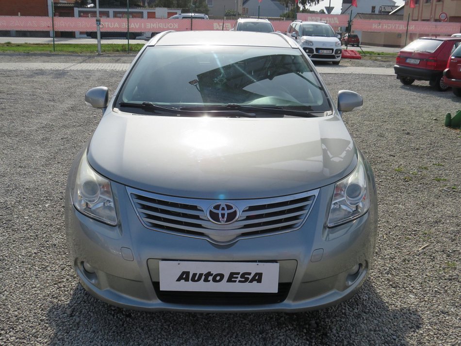 Toyota Avensis 2.2 D 