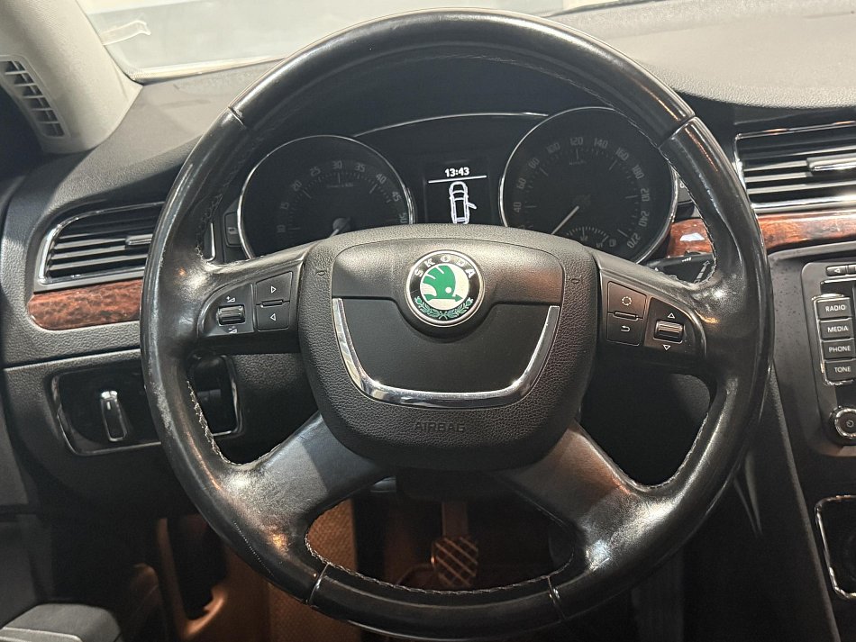 Škoda Superb II 2.0 TDi 