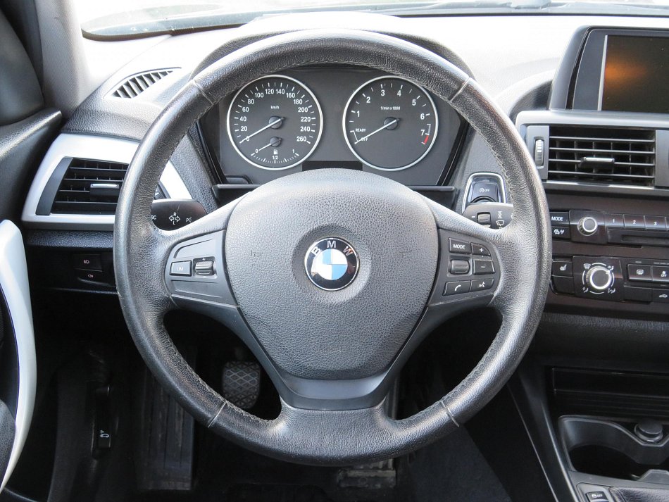 BMW Řada 1 1.6i 