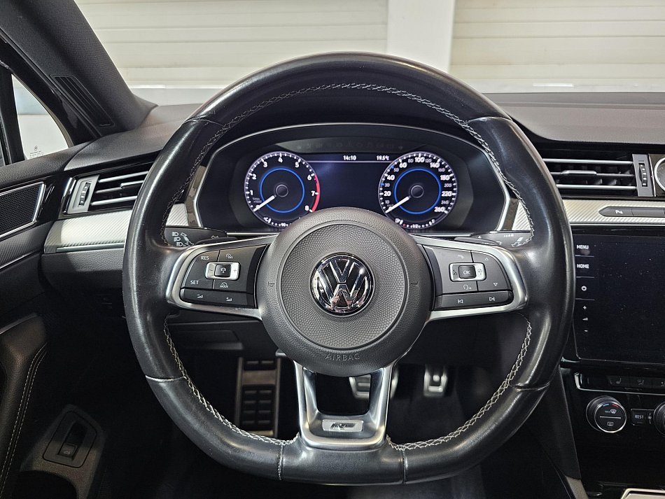 Volkswagen Passat 2.0TSI 