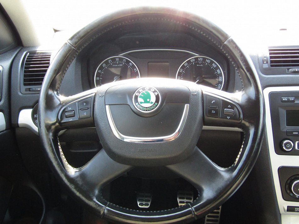 Škoda Octavia II 2.0TDi Scout 4x4