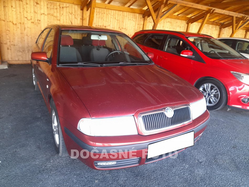 Škoda Octavia 1.6i Elegance