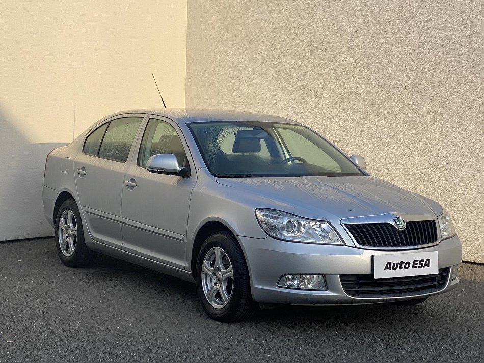 Škoda Octavia II 1.6 TDi Elegance