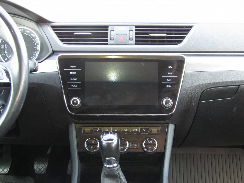 Škoda Superb III 2.0 TDi 