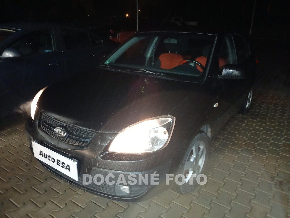 Kia Rio 1.6i 