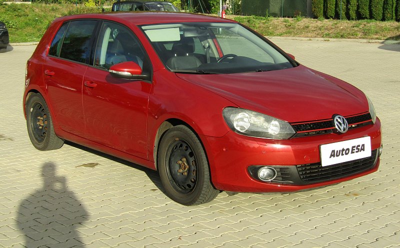 Volkswagen Golf 2.0 TDi  Team