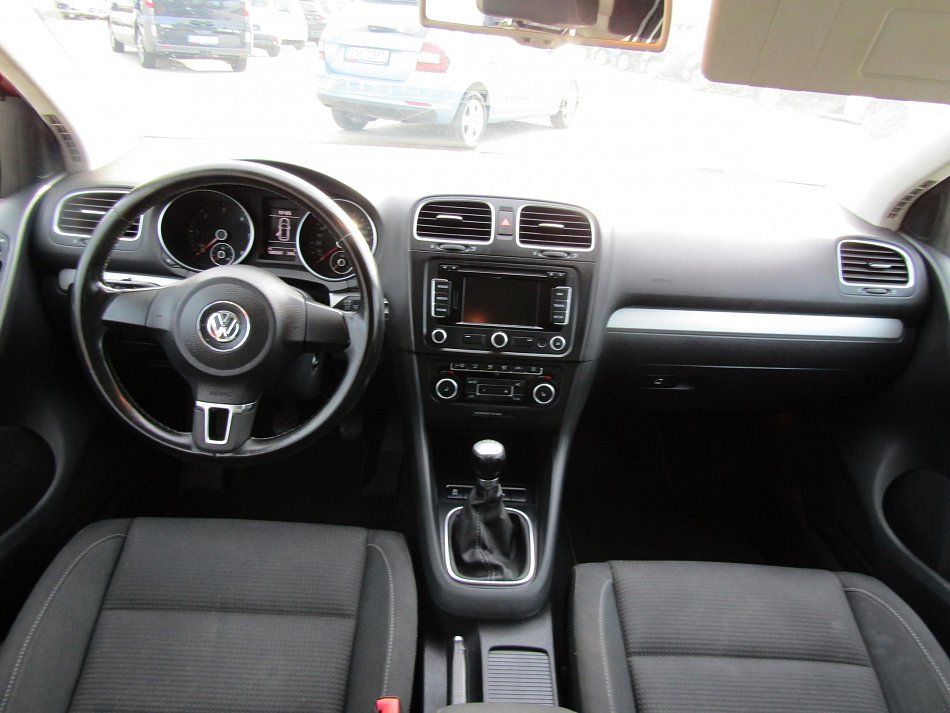 Volkswagen Golf 2.0 TDi  Team