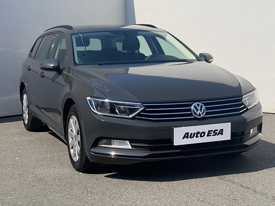 Volkswagen Passat 2.0 TDi Trendline