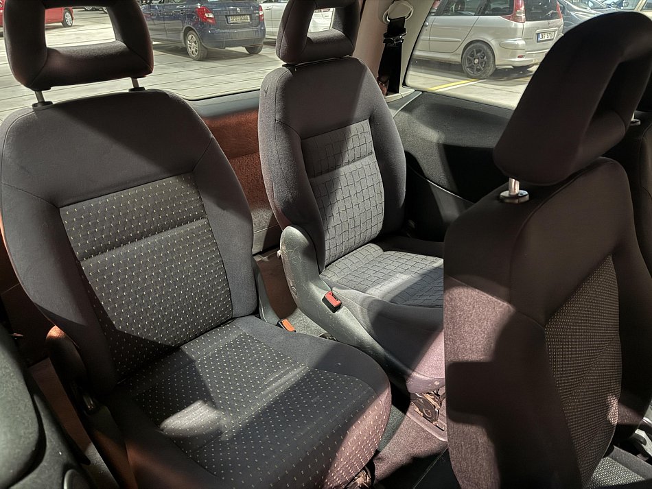 Seat Alhambra 2.0 TDi  7míst