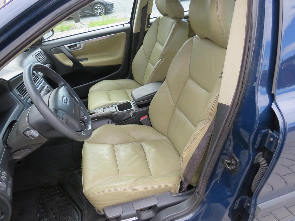 Volvo V70 2.4 D 