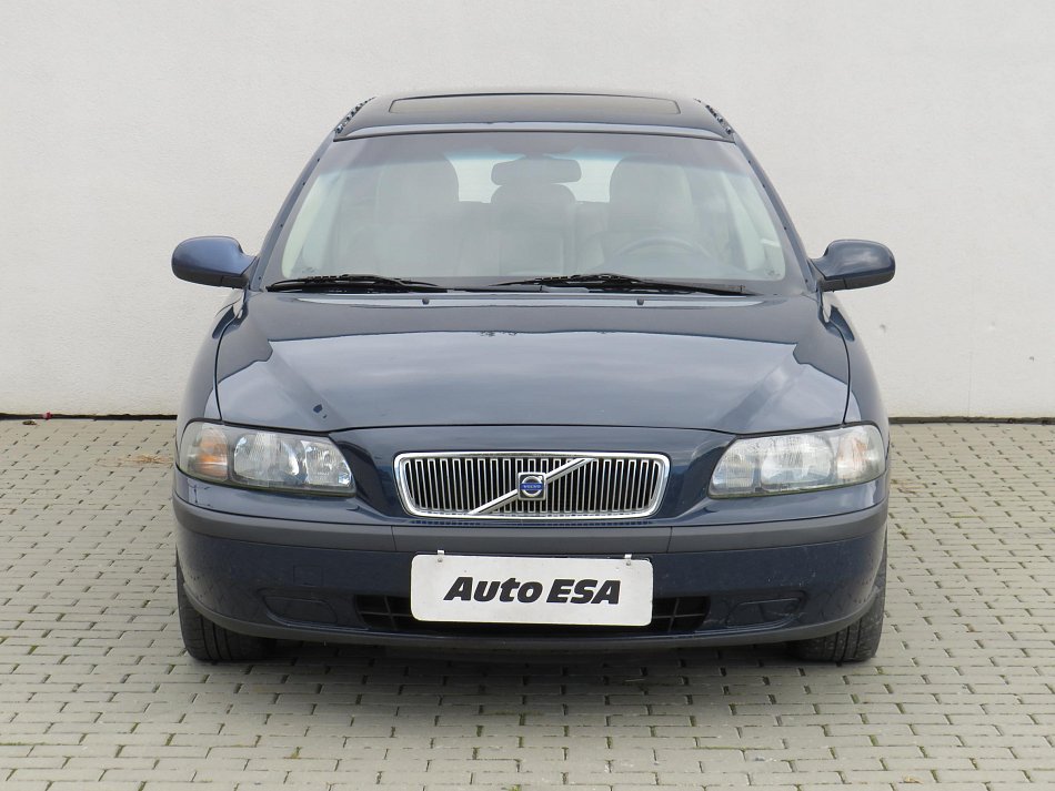 Volvo V70 2.4 D 