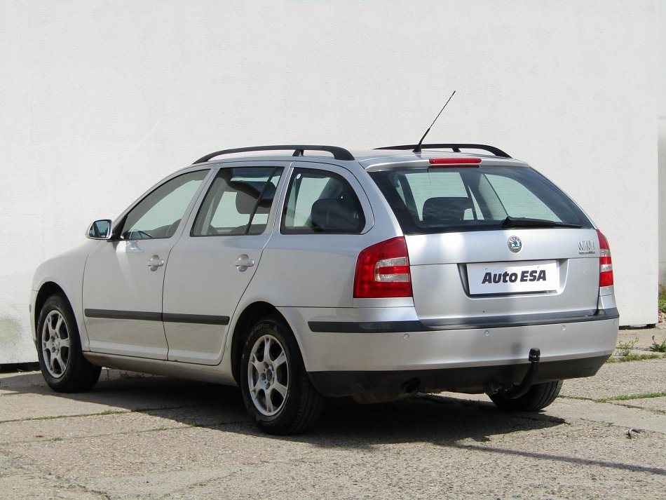 Škoda Octavia II 1.6i Ambiente