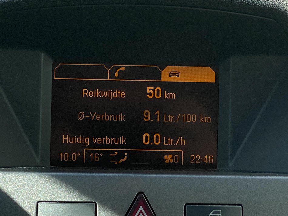 Opel Zafira 2.2i Cosmo