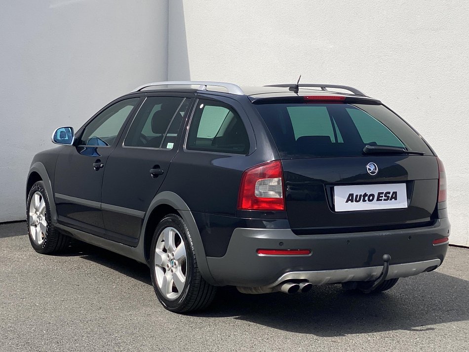 Škoda Octavia II 2.0 TDi Scout 4x4