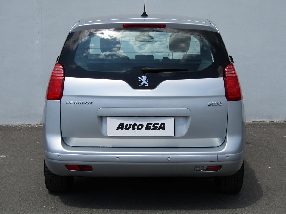 Peugeot 5008 2.0 HDi 