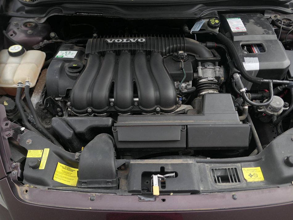 Volvo V50 2.4i 