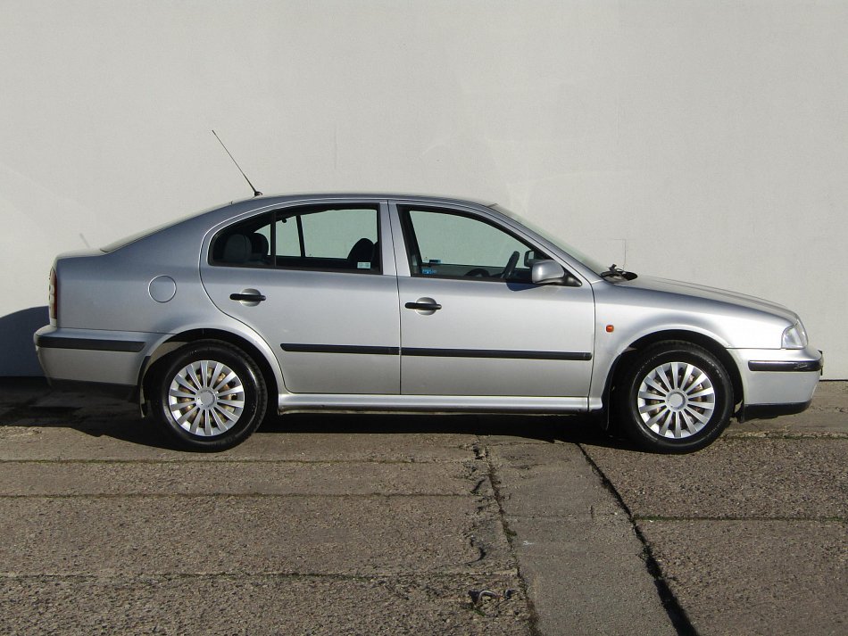 Škoda Octavia 1.6i 