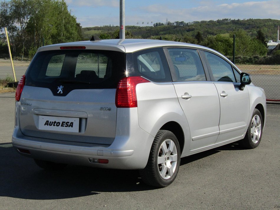 Peugeot 5008 1.6 HDi 