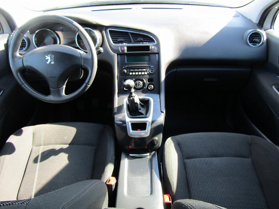 Peugeot 5008 1.6 HDi 