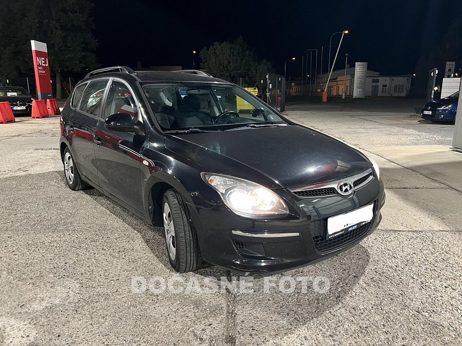 Hyundai I30 1.4. 16V 