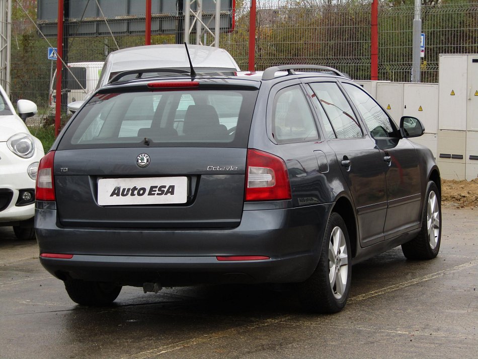 Škoda Octavia 1.6tdi Ambiente