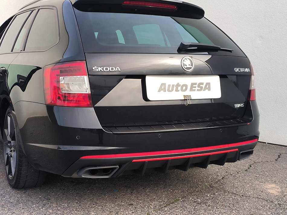 Škoda Octavia III 2.0TDi RS