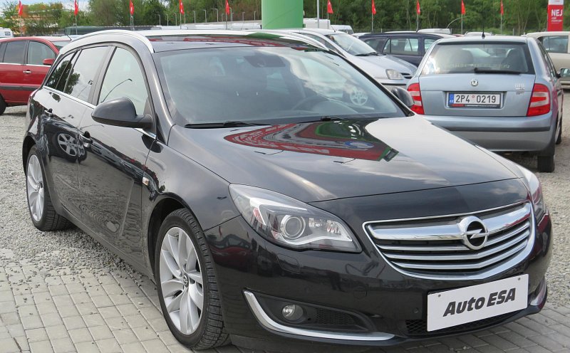 Opel Insignia 2.0CDTi 