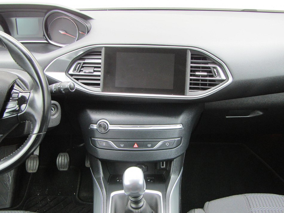 Peugeot 308 1.5 HDi 