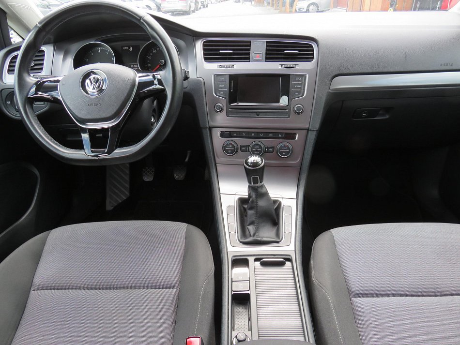 Volkswagen Golf 1.2 TSi 