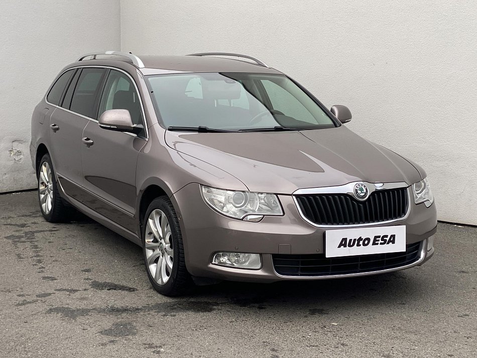 Škoda Superb II 3.6 FSi Elegance 4x4