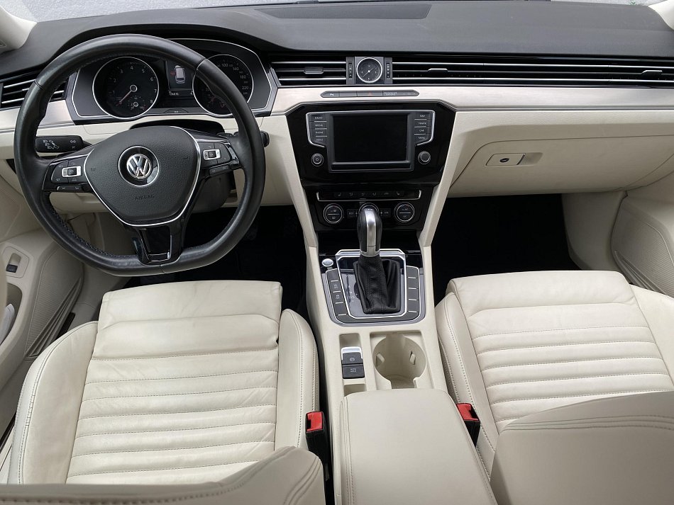 Volkswagen Passat 1.8 TSi Highline