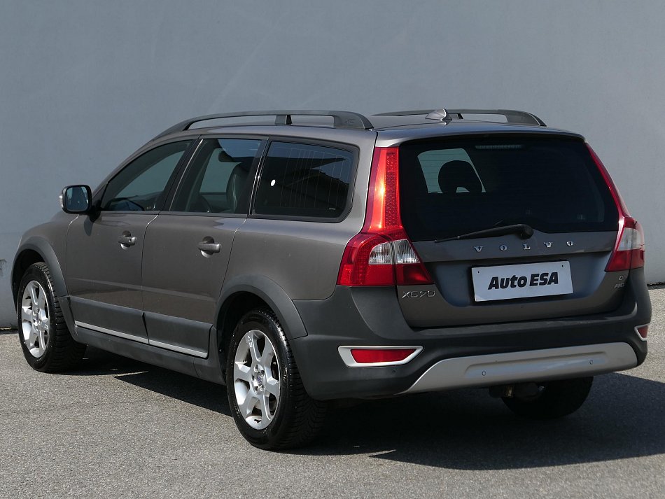 Volvo XC70 2.4 D5  4x4