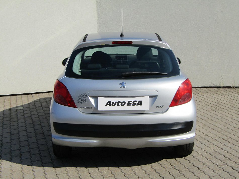 Peugeot 207 1.4i 