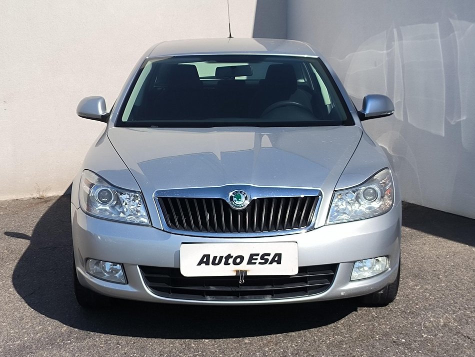 Škoda Octavia II 1.6 MPi Ambiente