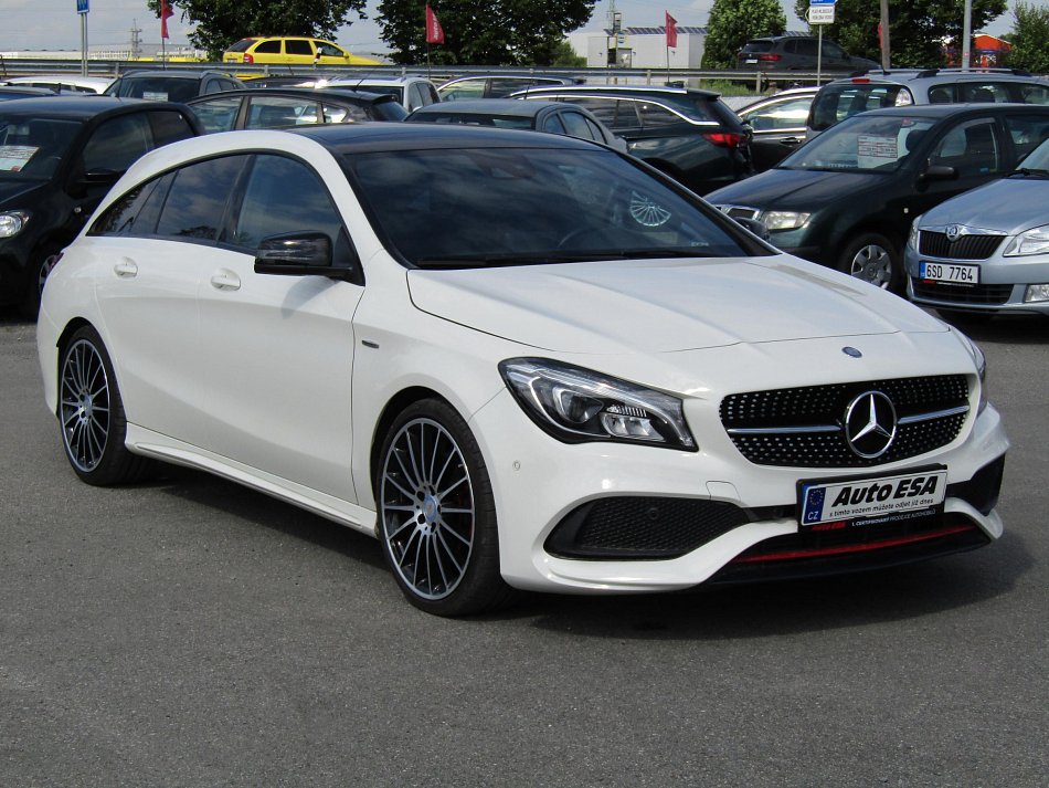 Mercedes-Benz CLA 2.0i 