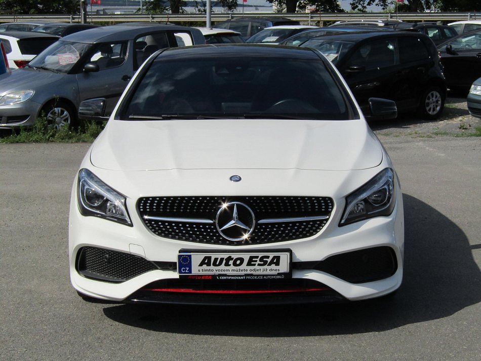 Mercedes-Benz CLA 2.0i 