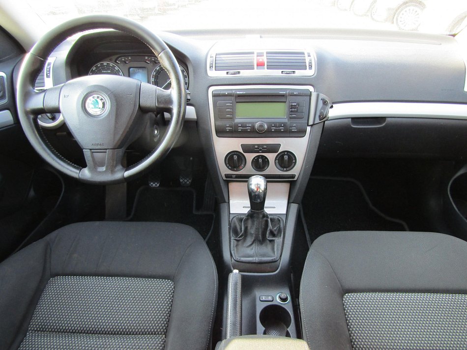 Škoda Octavia II 2.0 TDi Ambiente