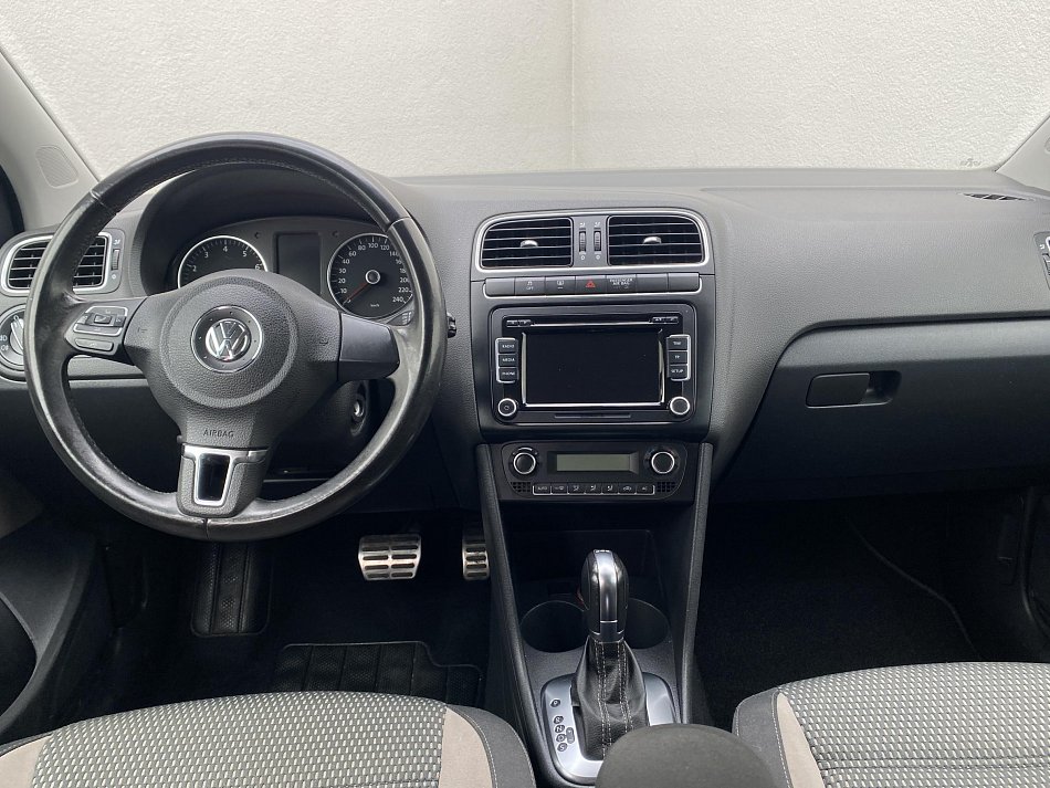 Volkswagen Polo 1.2TSi CROSS