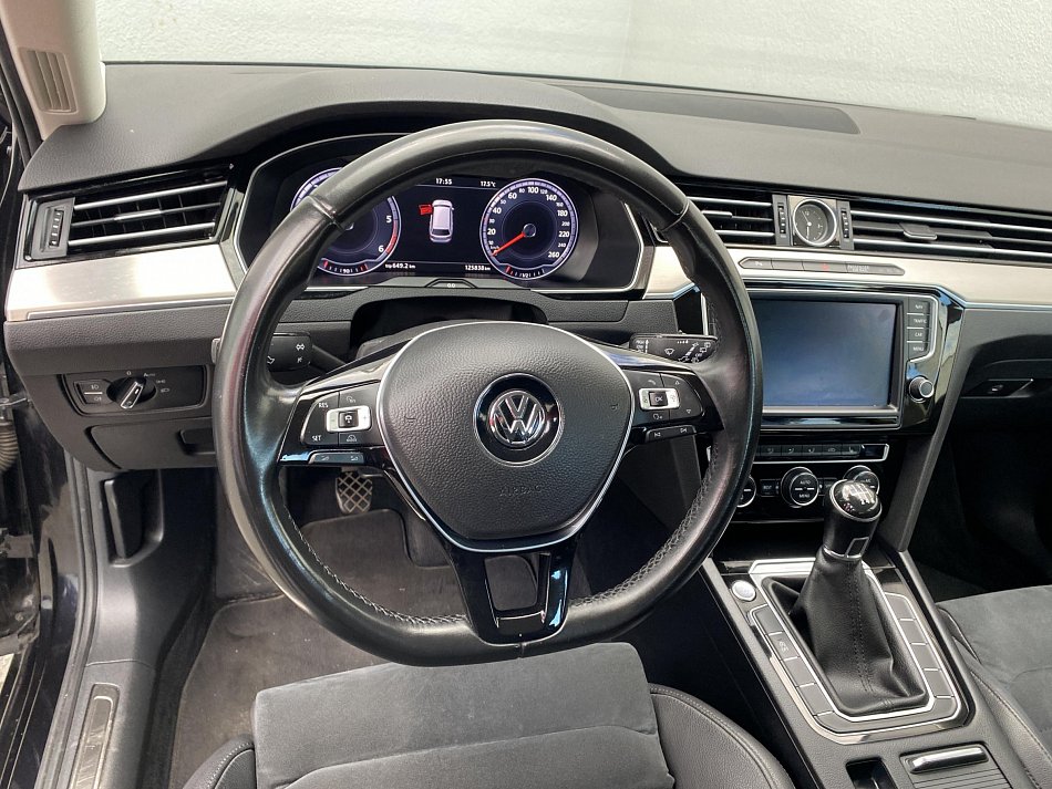 Volkswagen Passat 2.0 TDi Highline