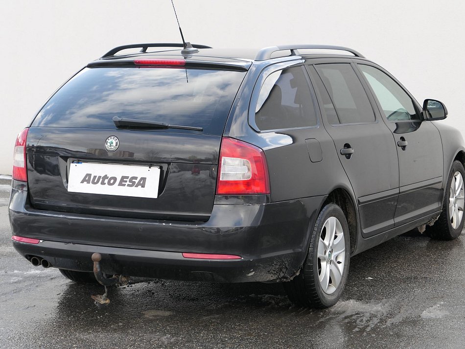 Škoda Octavia II 2.0TDi Elegance