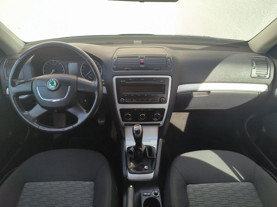 Škoda Octavia II 1.6 TDi Ambiente