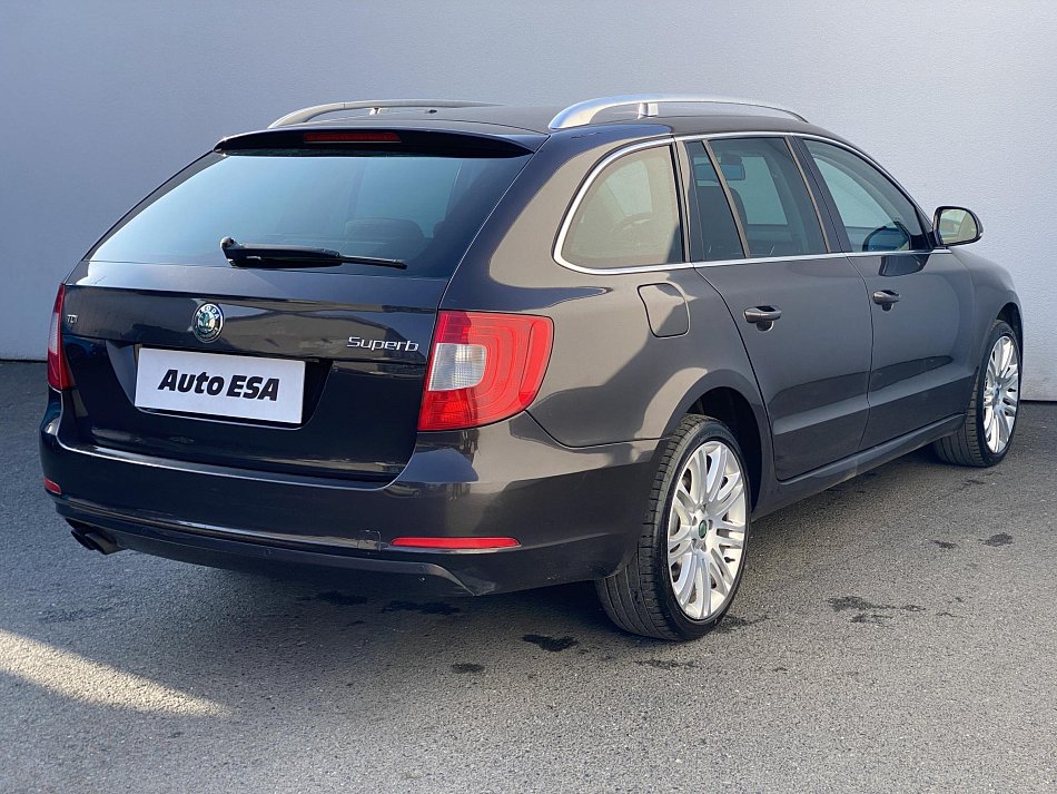 Škoda Superb II 2.0 TDi Ambition